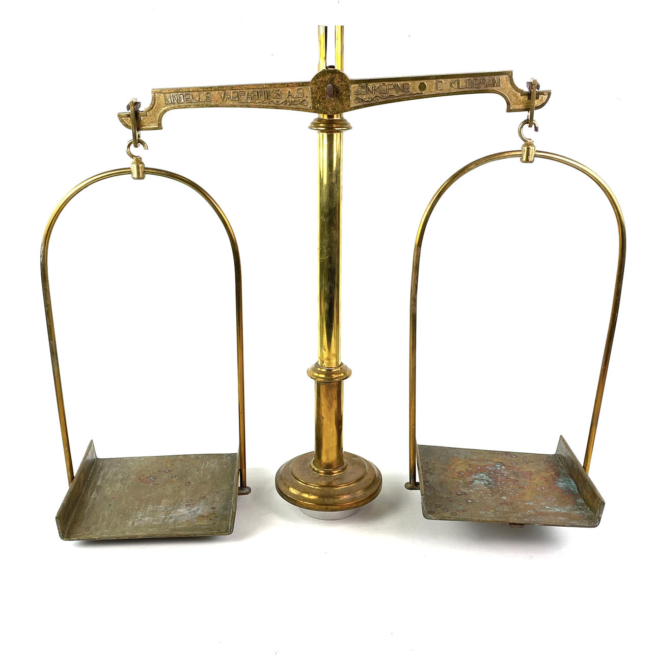 LINDELLS, Balansvåg, mässing, 1900-tal.