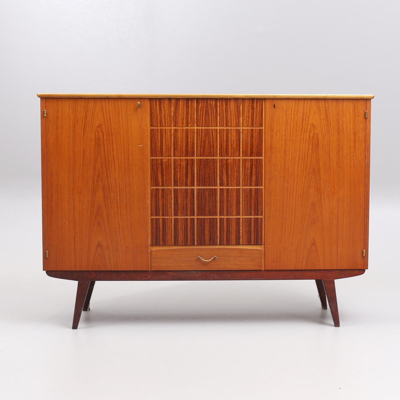 A teak/jakaranda sideboard, 1940s/50s.