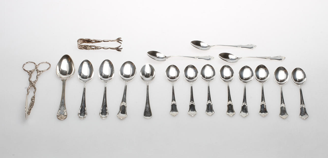 SILVER, 18 delar, vikt ca. 223,5 gram.