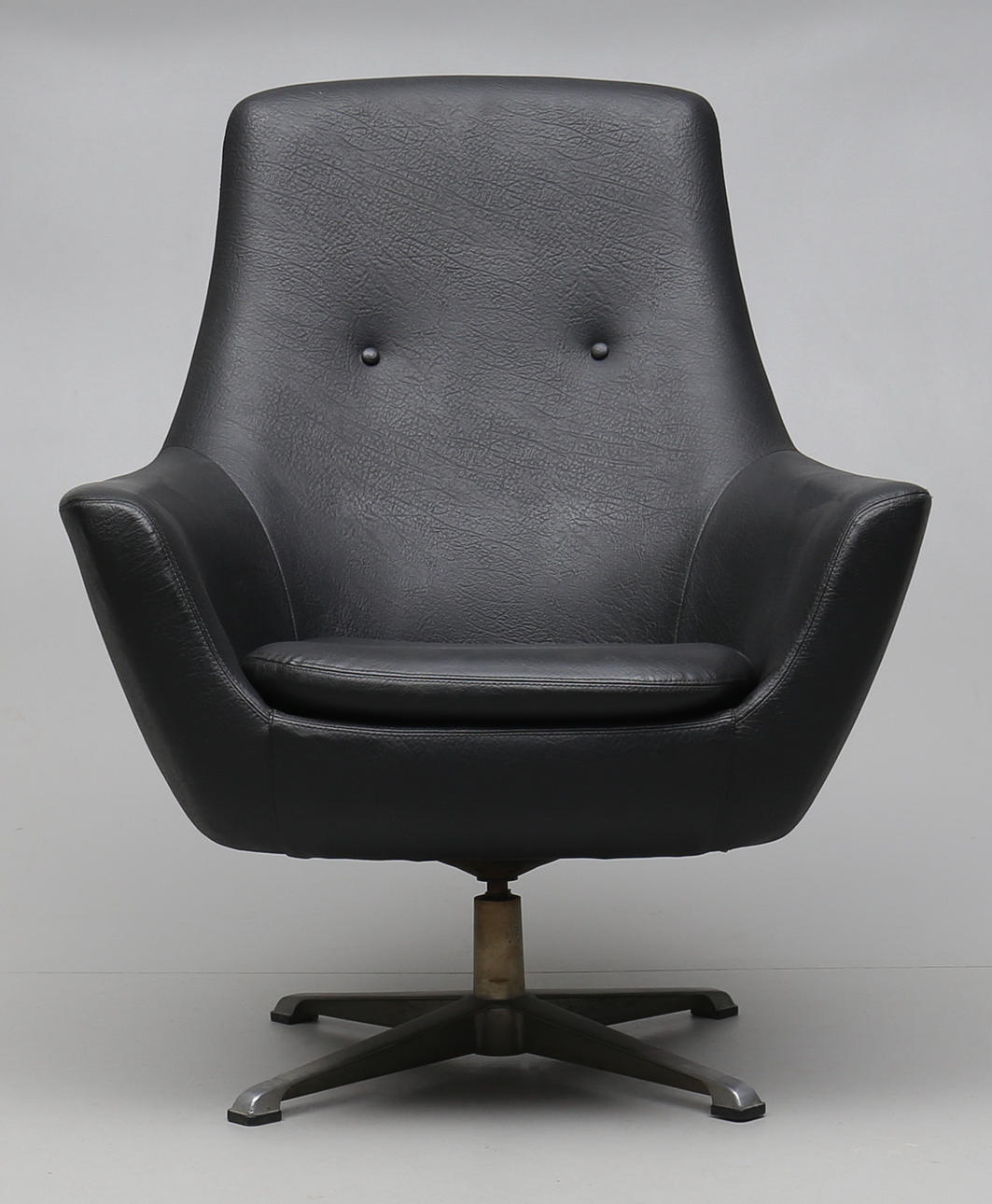 SNURRFÅTÖLJ, 1960-tal.