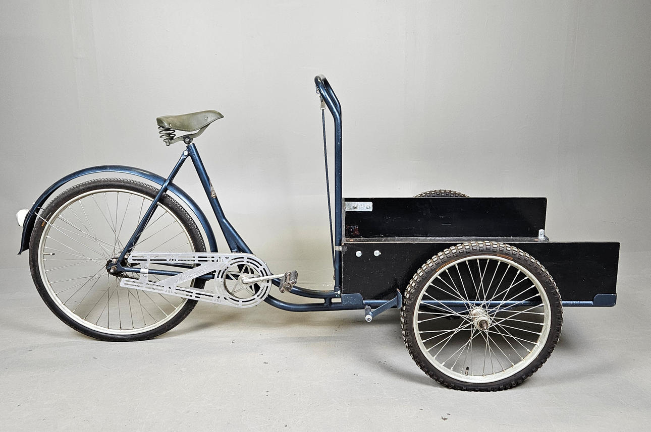 CYKEL MED FLAK, Monark.