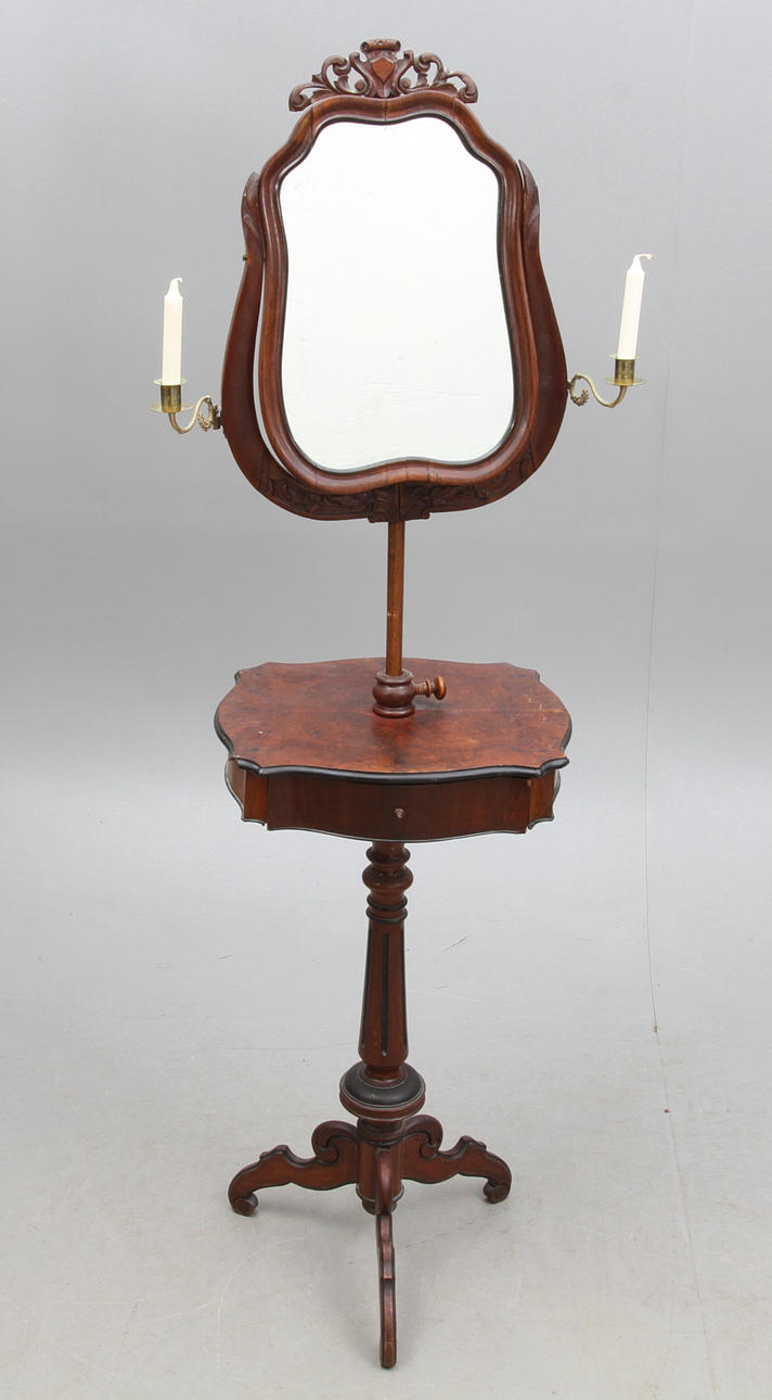 TOALETTBORD, 1800-tal.