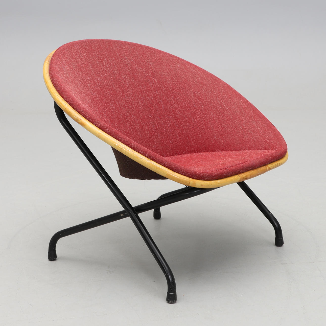 JACQUES HITIER. Fåtölj, "Nacelle", modellen formgiven 1955.