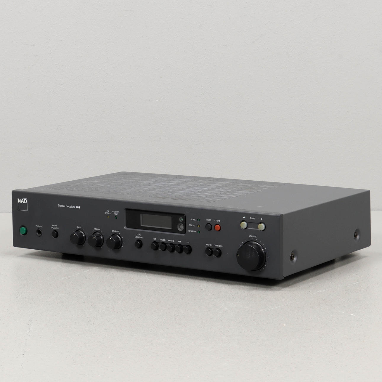 RECEIVER NAD 701, 1990-tal.