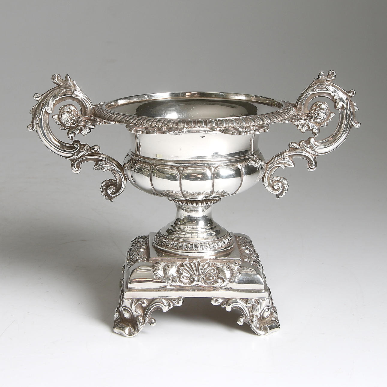 SOCKERSKÅL, silver, Tomaso Panizza, Milano (1837-1868). Italien.