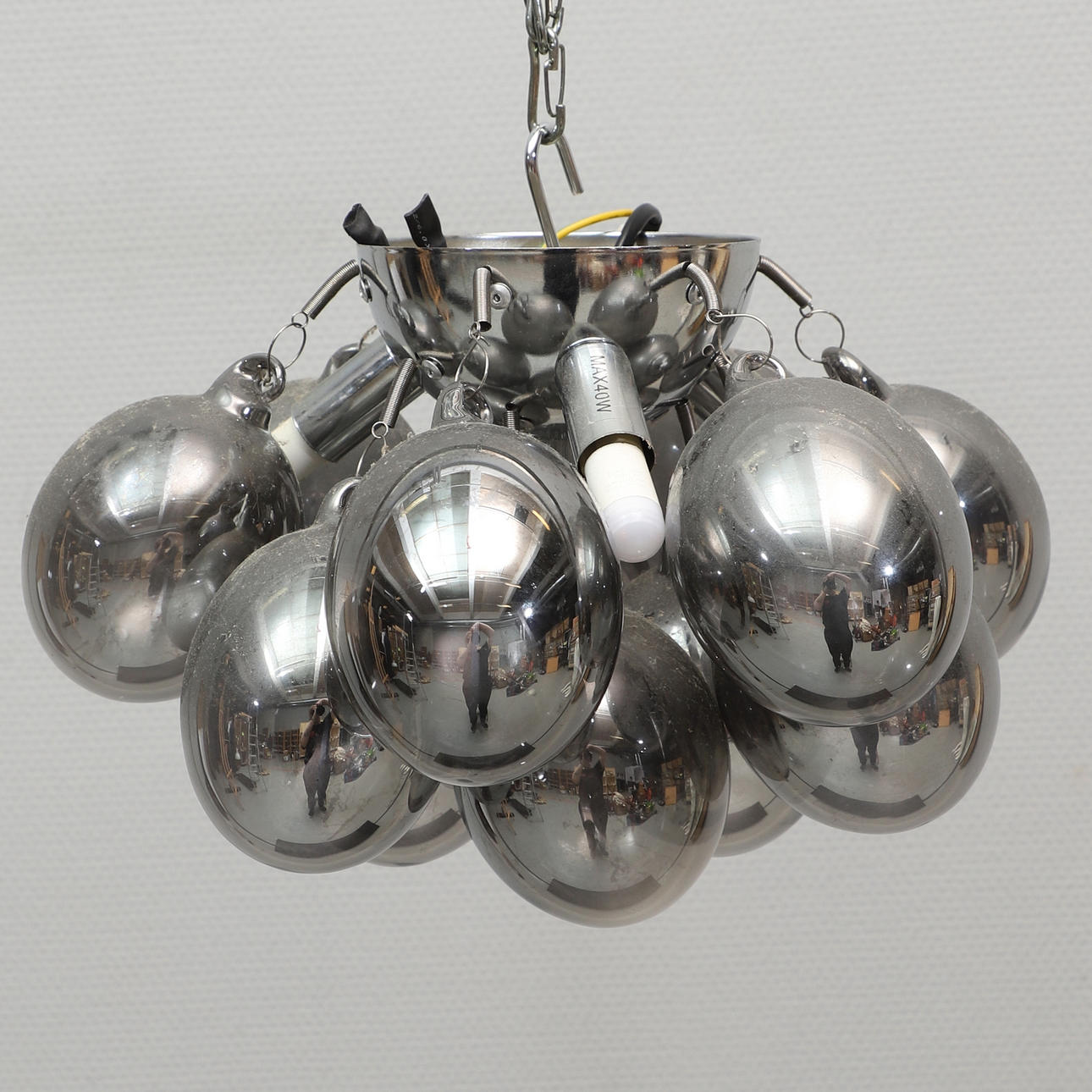 DECKENLAMPE, „Gross“, Plafond mit rauchgrauen Glaskugeln, Von Rydéns.