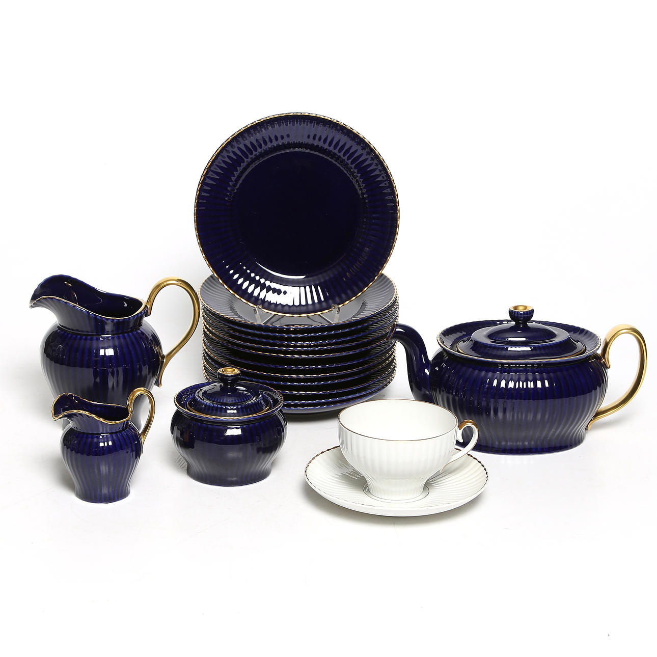 ARTHUR PERCY. Teservis, 40 delar, porslin, kobolt, "Casablanca", Karlskrona Porslinsfabrik. 1900-talets mitt.