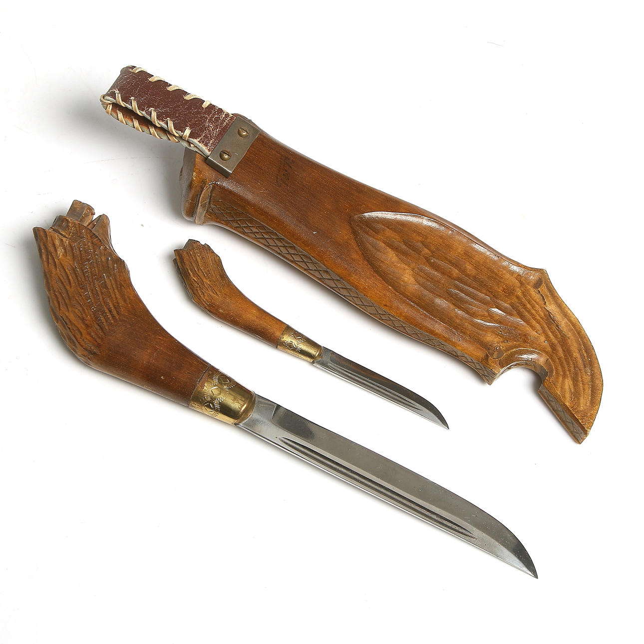 IISAKKI JÄRVENPÄÄ. Björn-puukko / Bunkerkniv, trä och stål, Kauhava, Finland, 1900-talets första hälft, signerad.