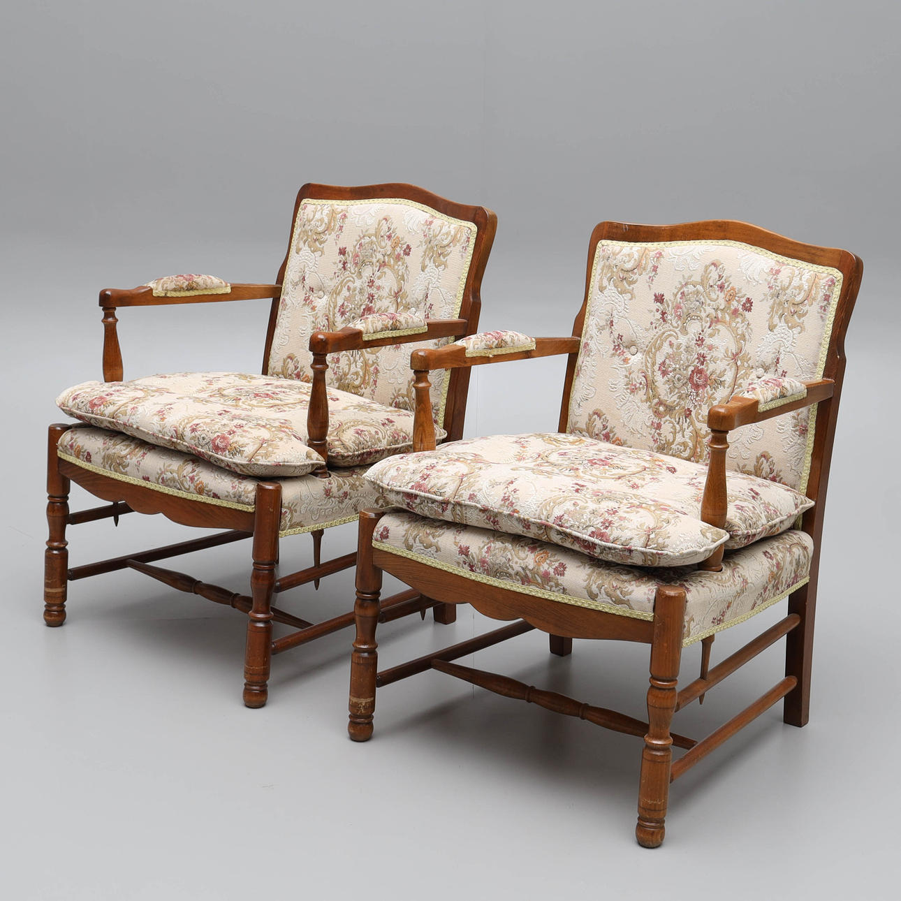 Lænestole, et par, 20. århundrede.