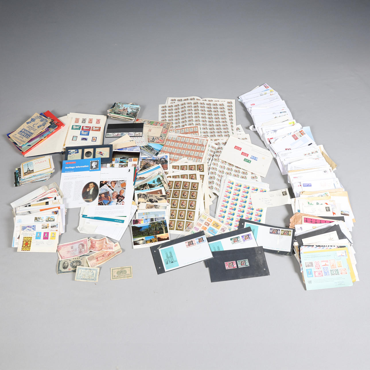 FRIMÄRKEN, WORLD, CTO, (ANTAL).