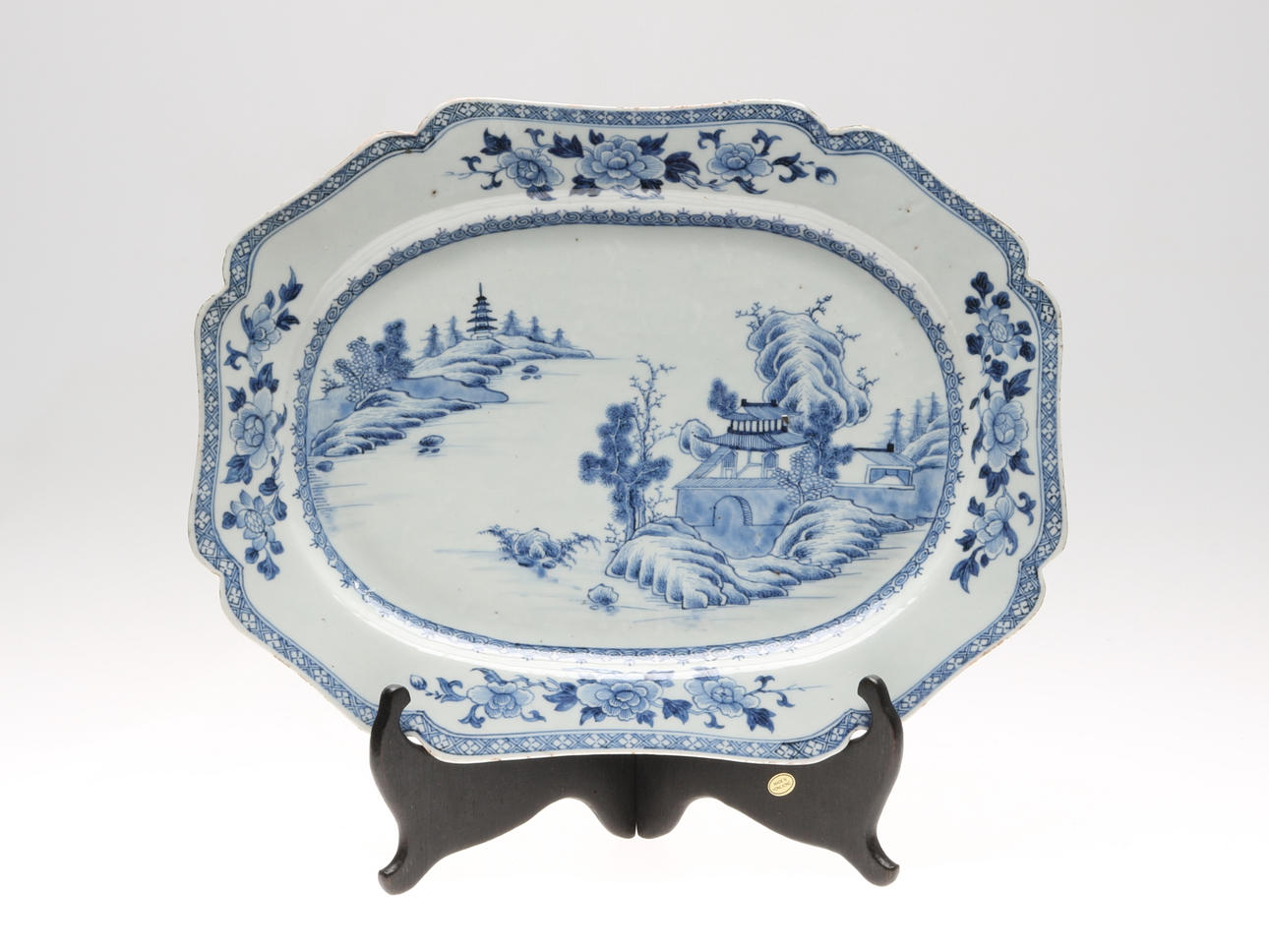 FAT, kompaniporslin, Kina, 1700-tal.