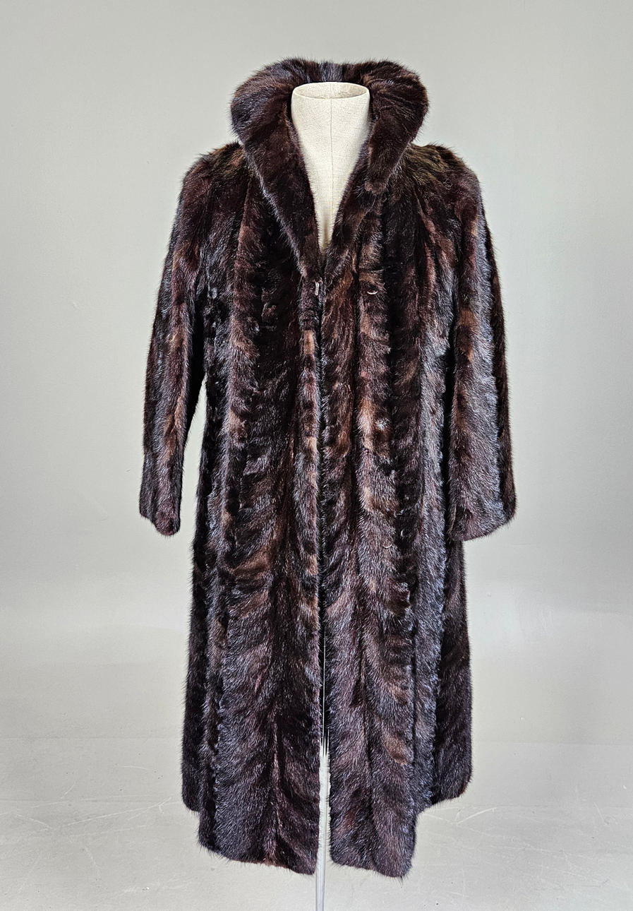 PÄLS, mink, Päls Bruno, 1900-tal.