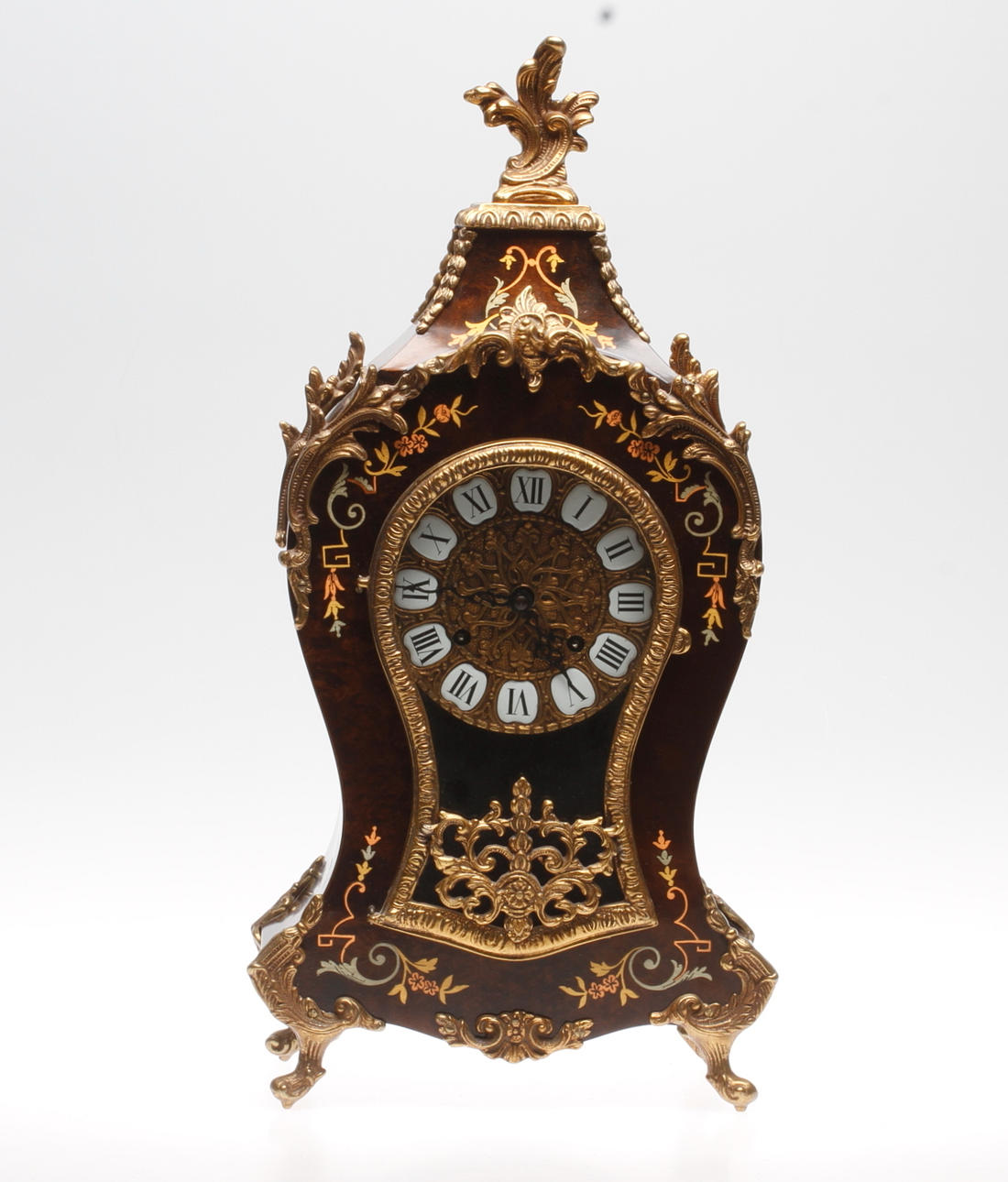 BORDSUR, rokokostil, Hermle, Tyskland. 1900-talets andra hälft.