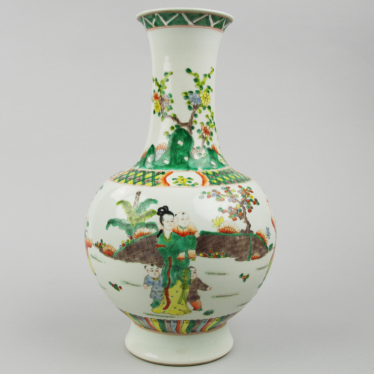 VAS, porslin, Kina, famile verte, 1800-tal.