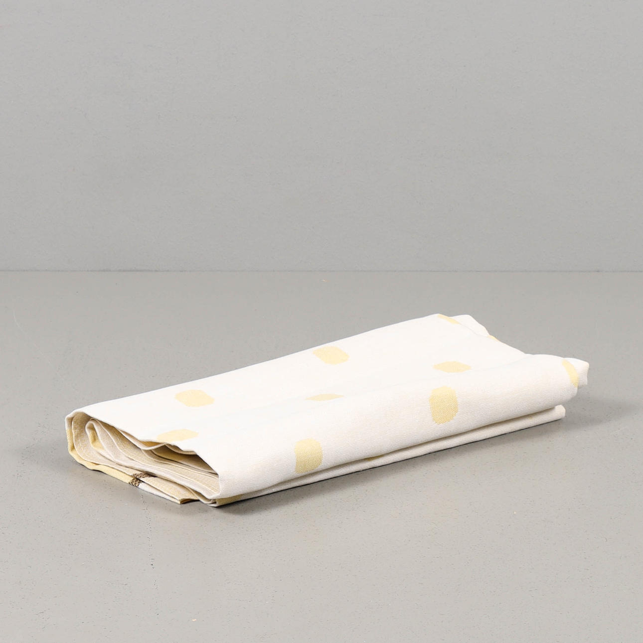 TABLECLOTH Elsa Gullberg, The dot.