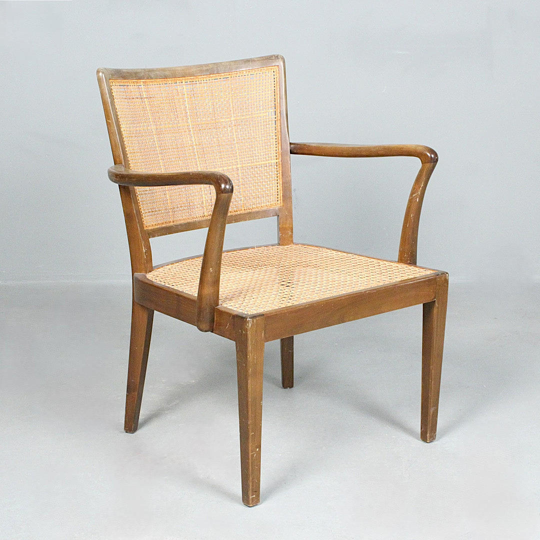 Armchair with Viennese weave.