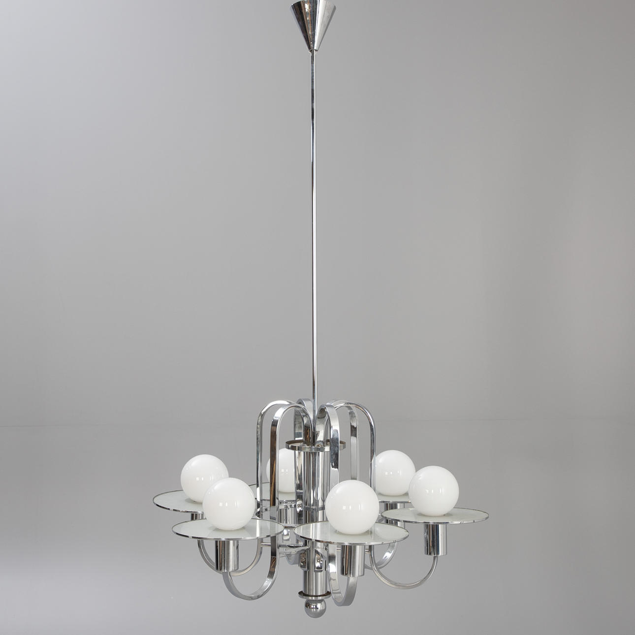 Art deco takkrona, krom och glas.