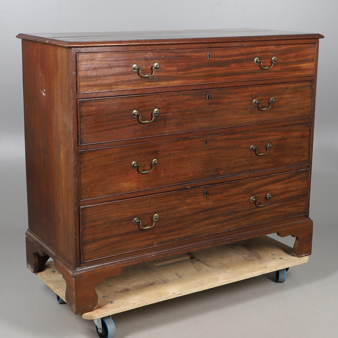 BYRÅ, MAHOGNY, 1800-TAL.