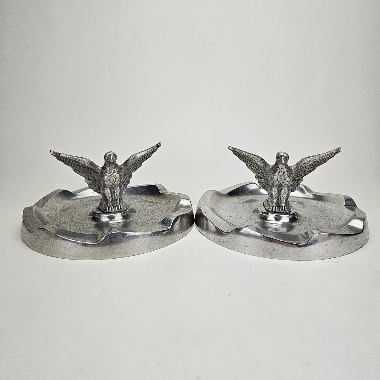 ASKEBÆGER, aluminium, 1940'erne.