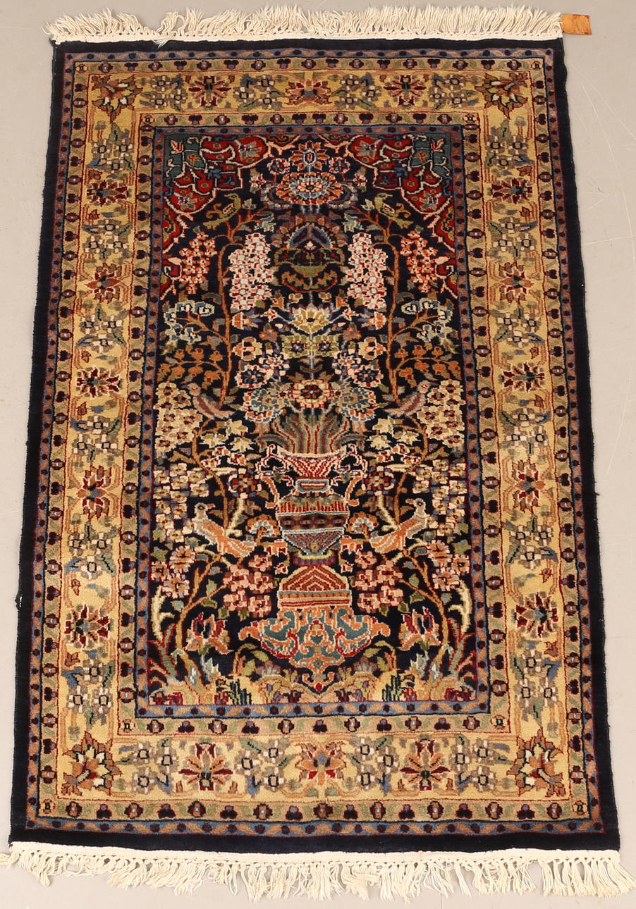 TEPPICH, orientalisch.