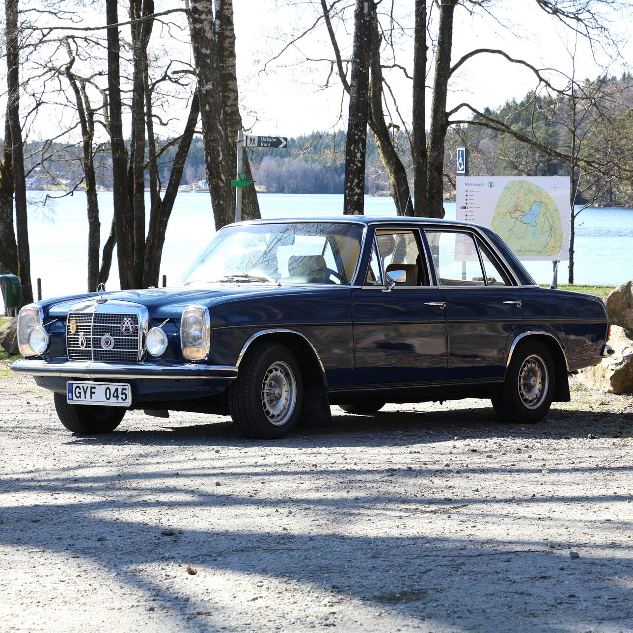 MERCEDES 250 -73 AUTOMATISCH.