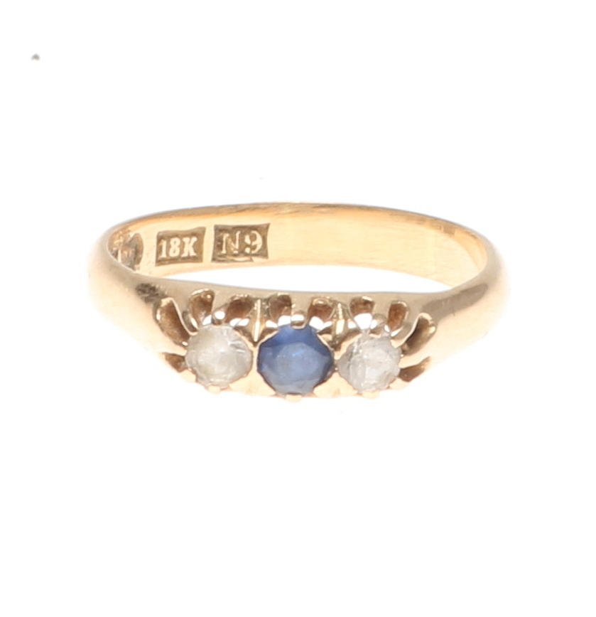RING med stenar, guld, vikt 3 gram, 18 K.