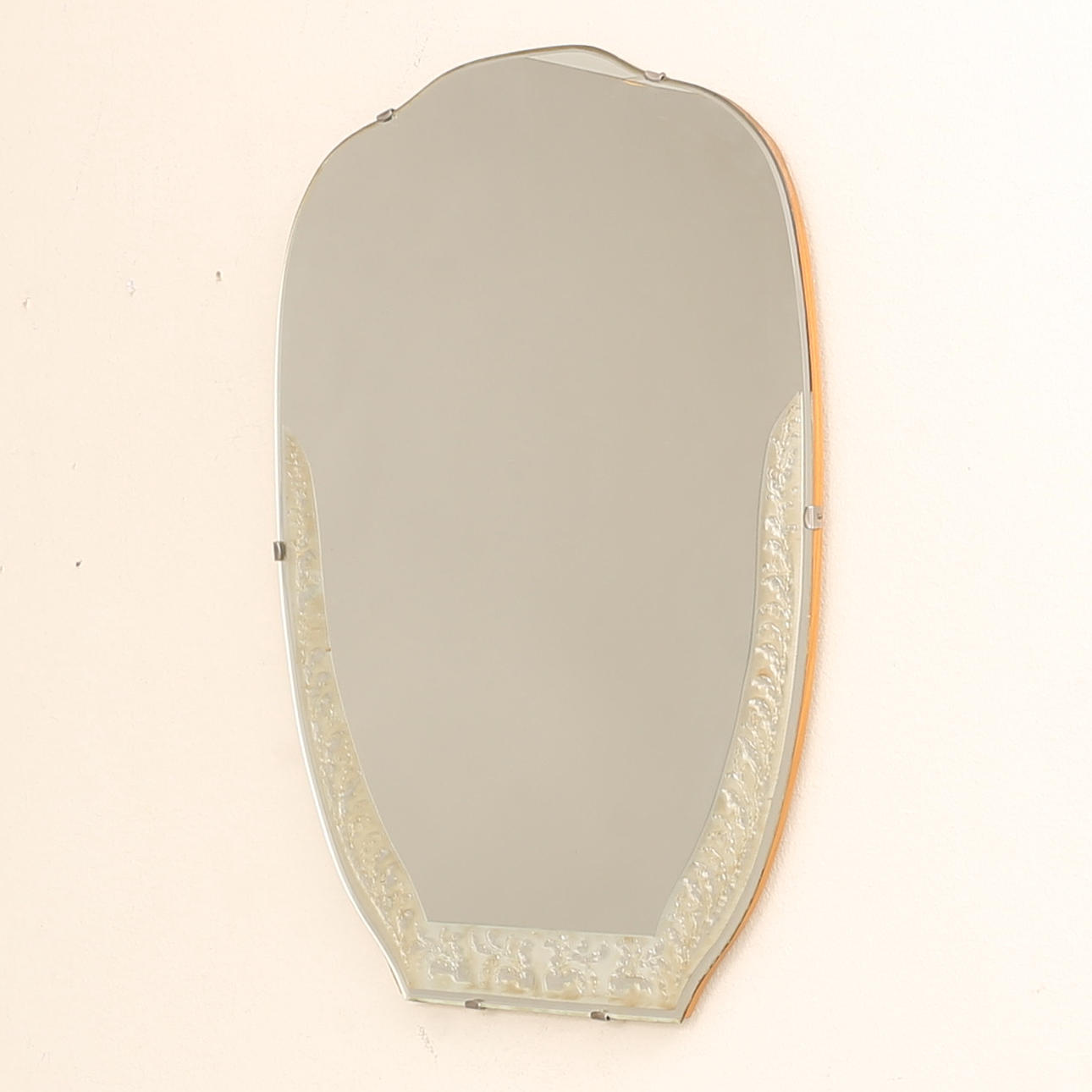 Espejo, mediados del siglo XX.