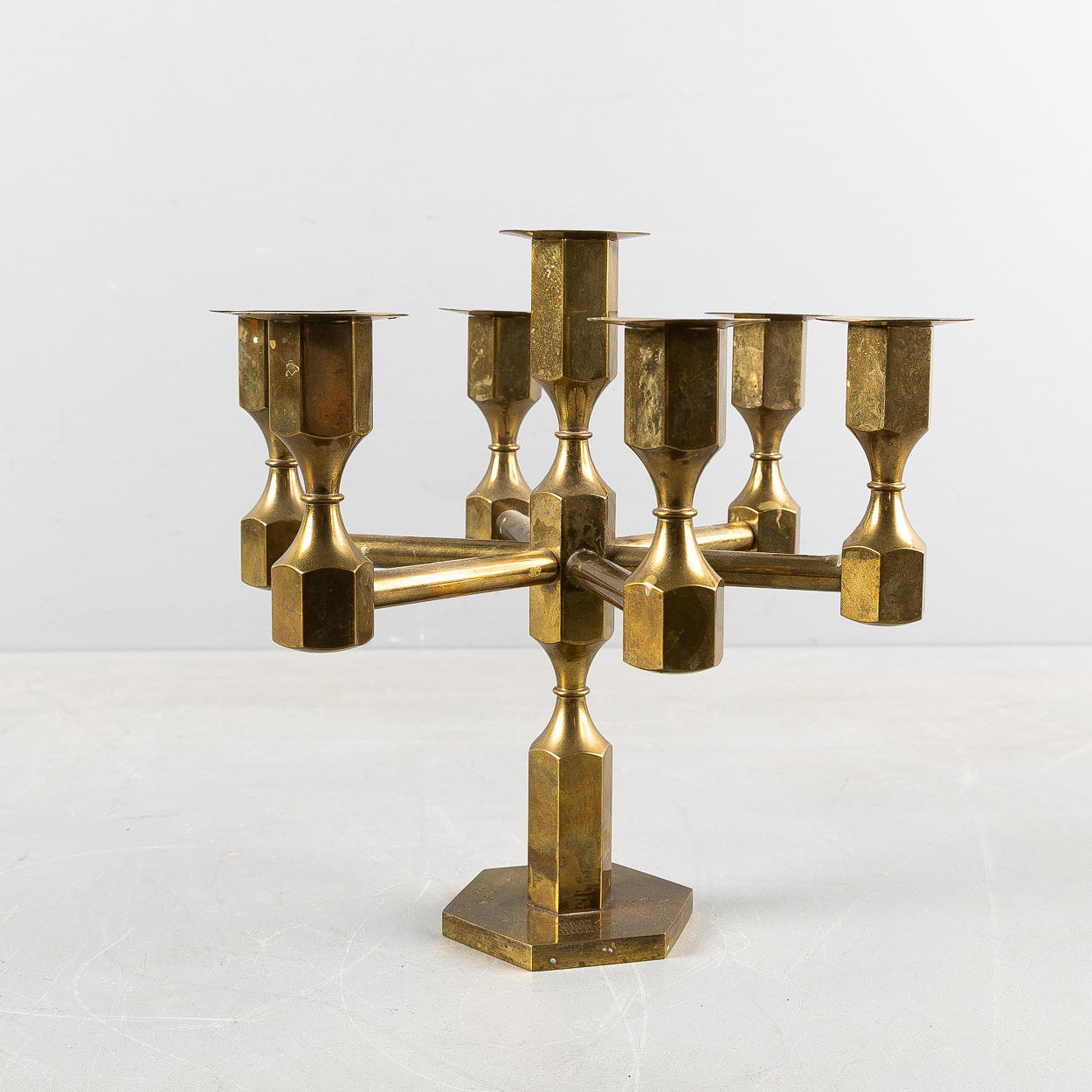 KERZENLEUCHTER, 7-armig, Gusum, Messing.