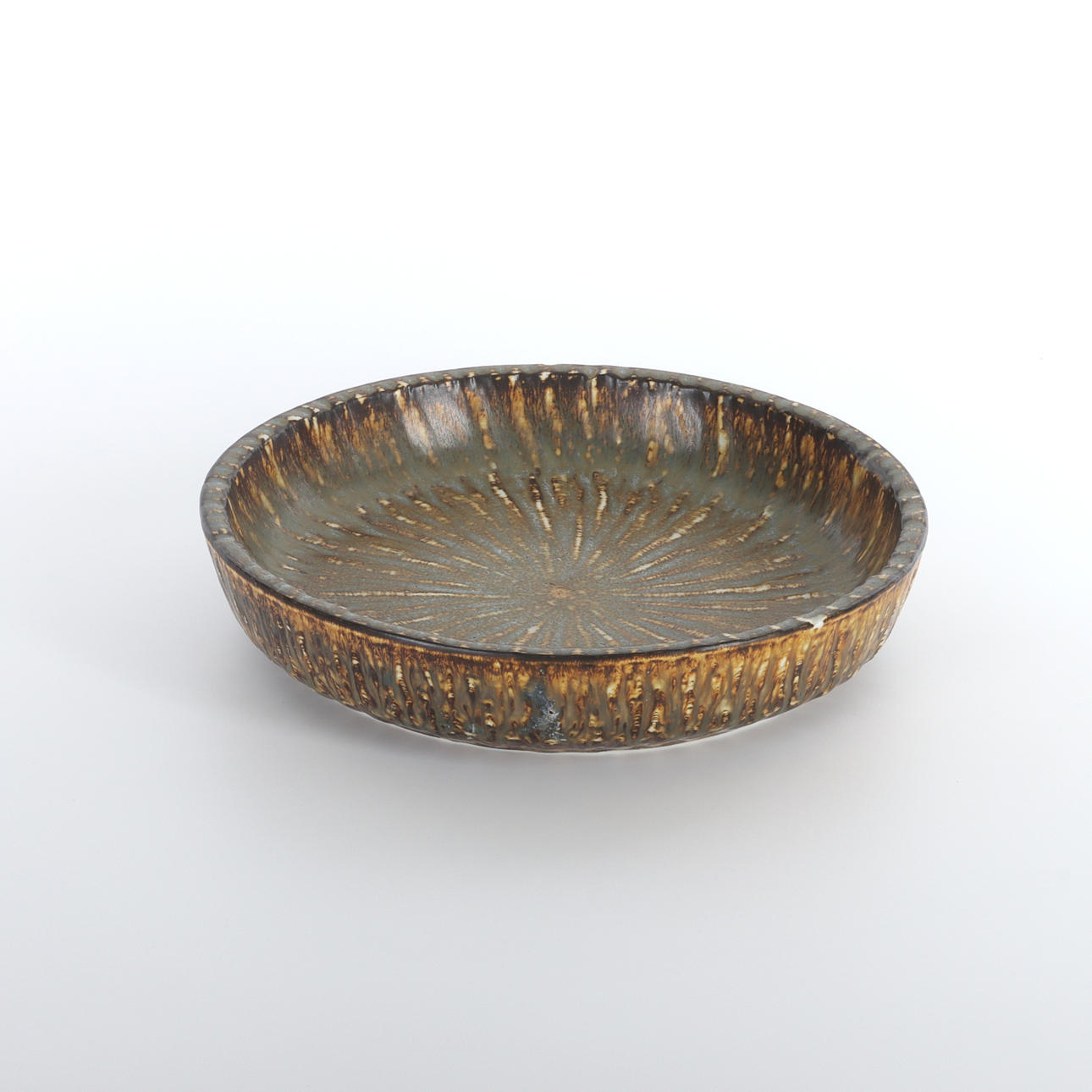 GUNNAR NYLUND. 1904-1997. Fat, "Rubus", stengods, Rörstrand.