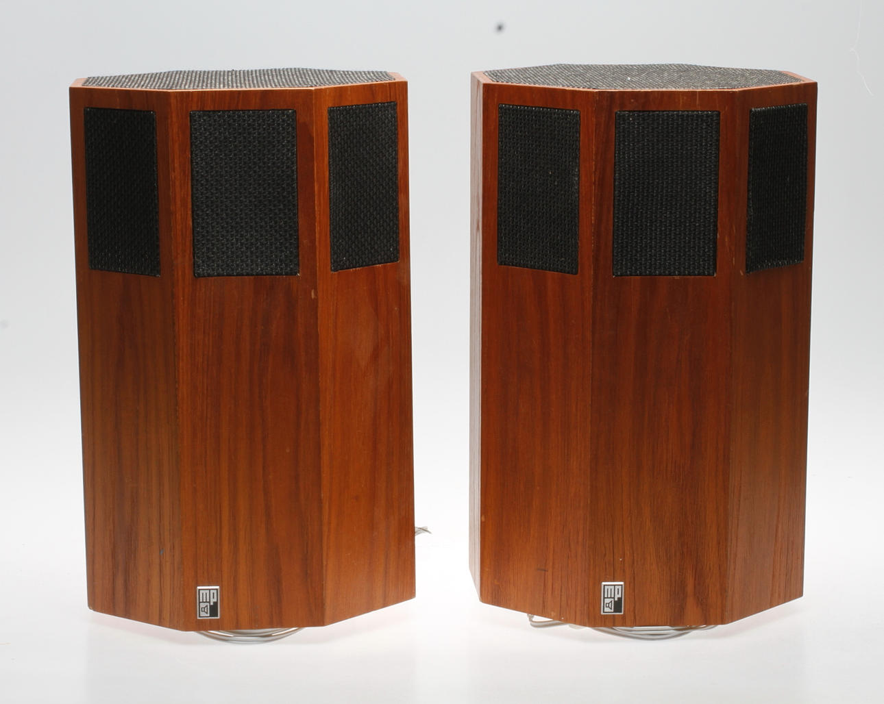 HÖGTALARE, ett par, MP, Martin Persson, 1900-talets andra hälft.