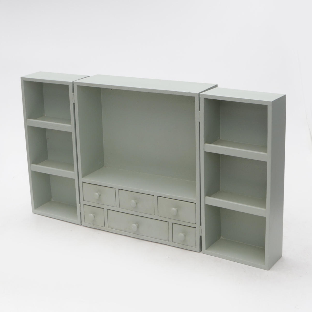 VÄGGSKÅP, med inredning.