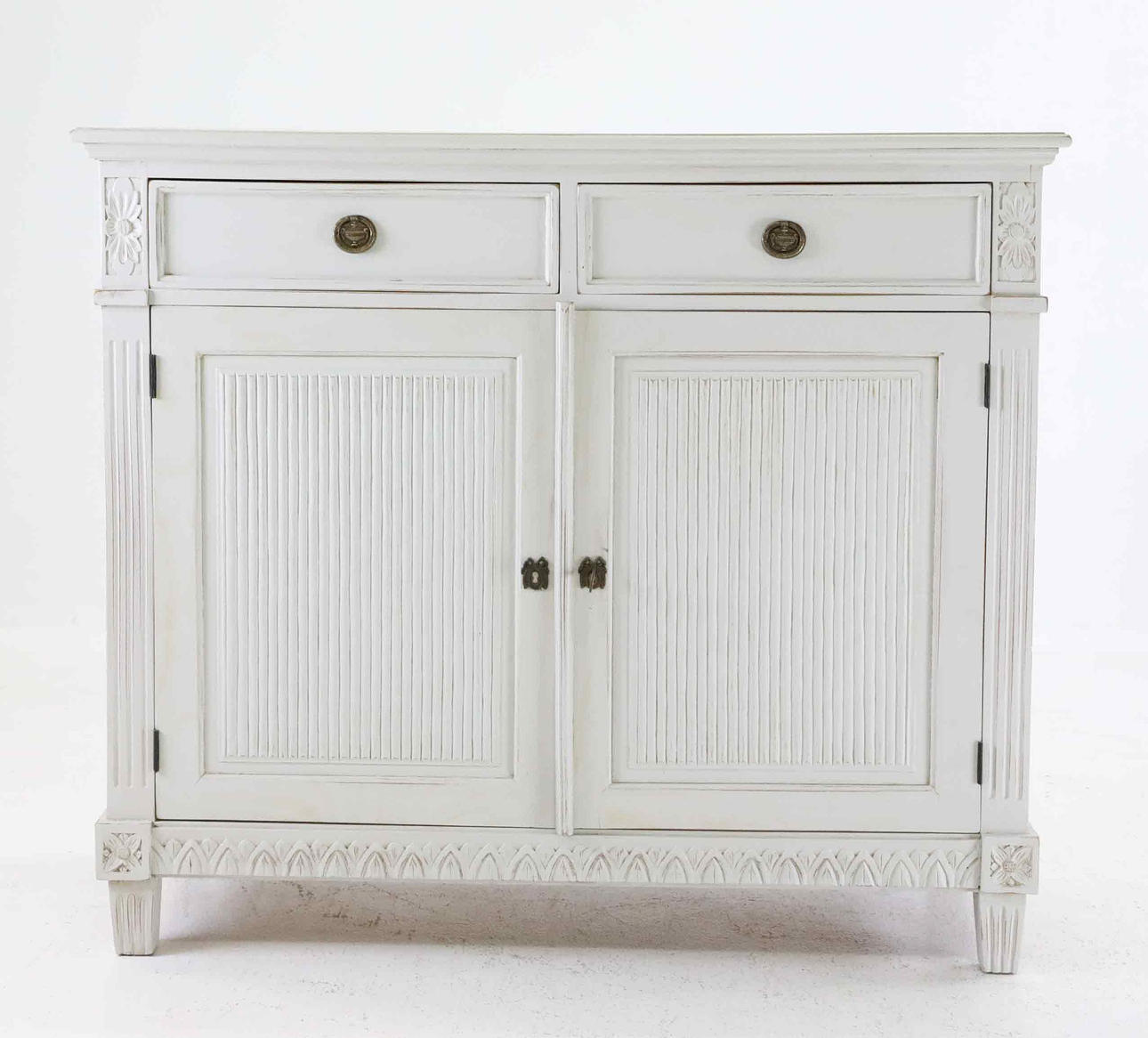 SKÄNK, Gustaviansk stil, 1900-tal.