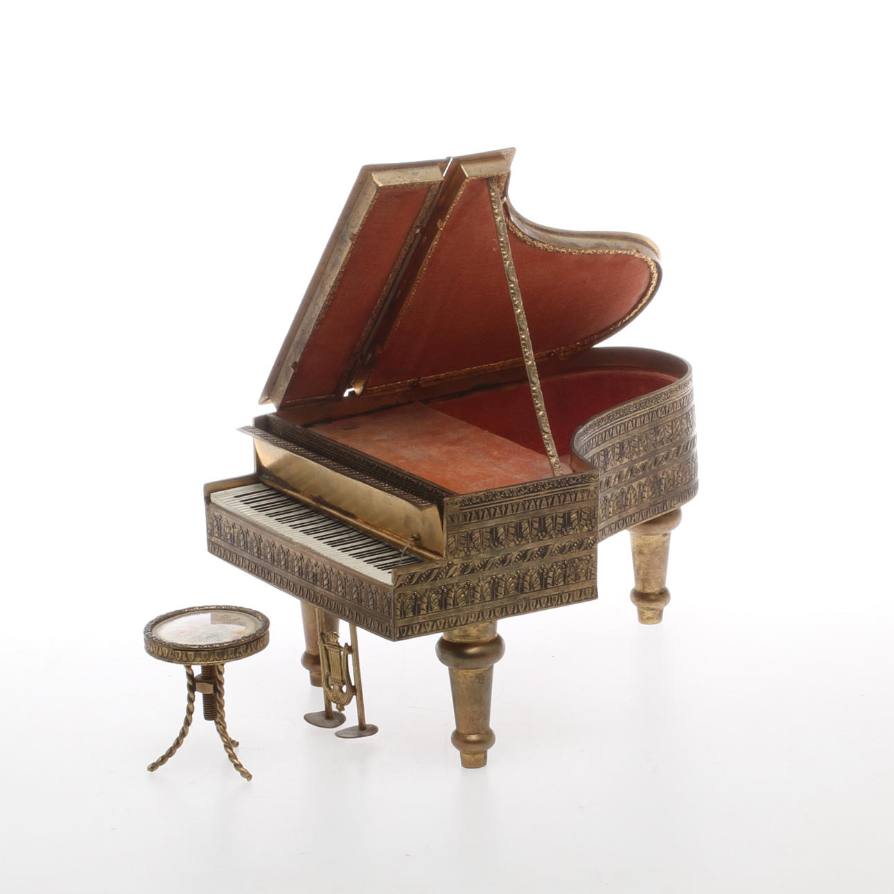 SPELDOSA/SMYCKESSKRIN, i form av flygel, Österrike, 1900-tal.