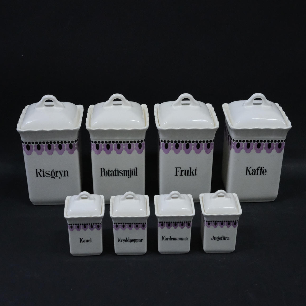 OTTE SPECIALKRUKKER, ART NOUVEAU.