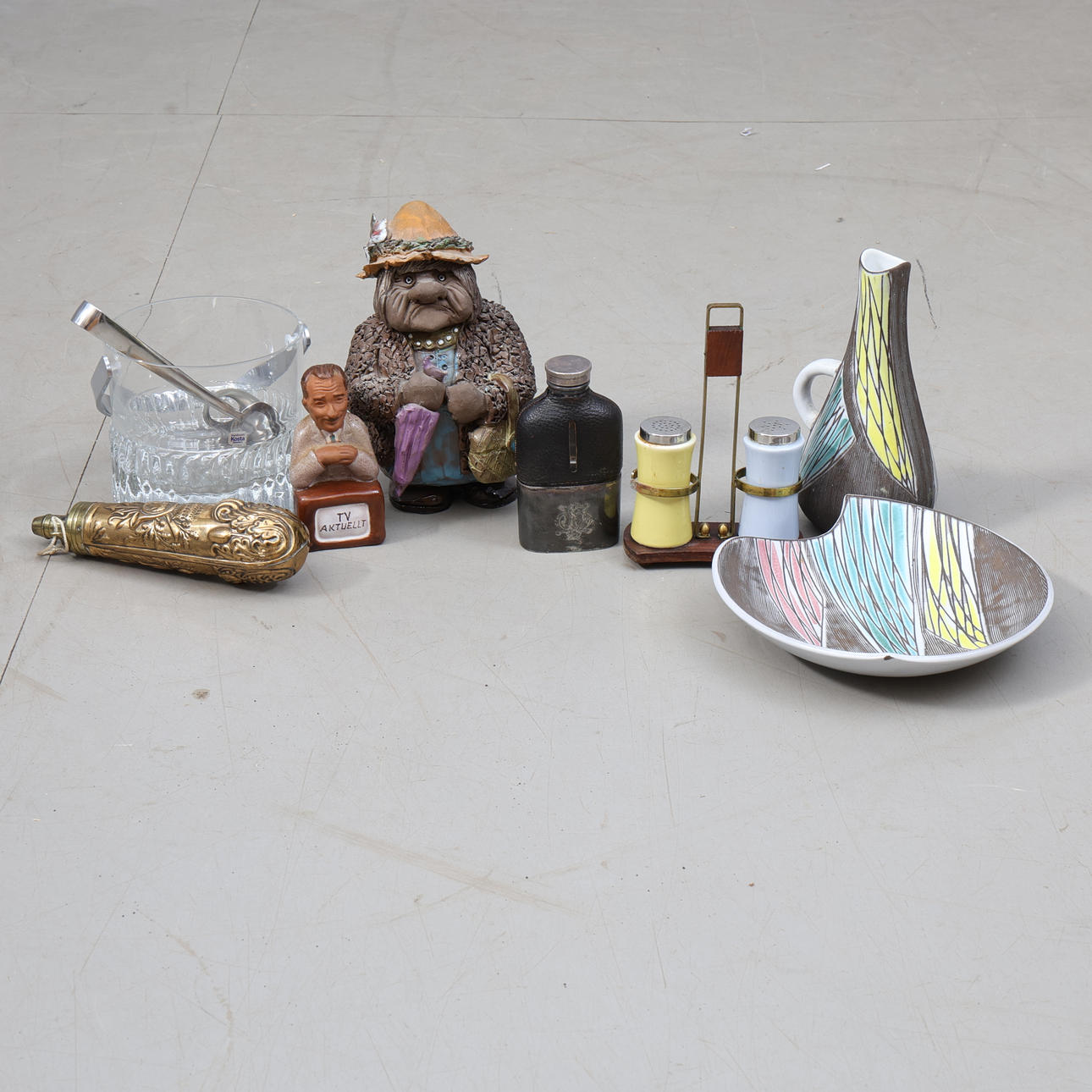 UTENSILS, lot, 8 pieces.