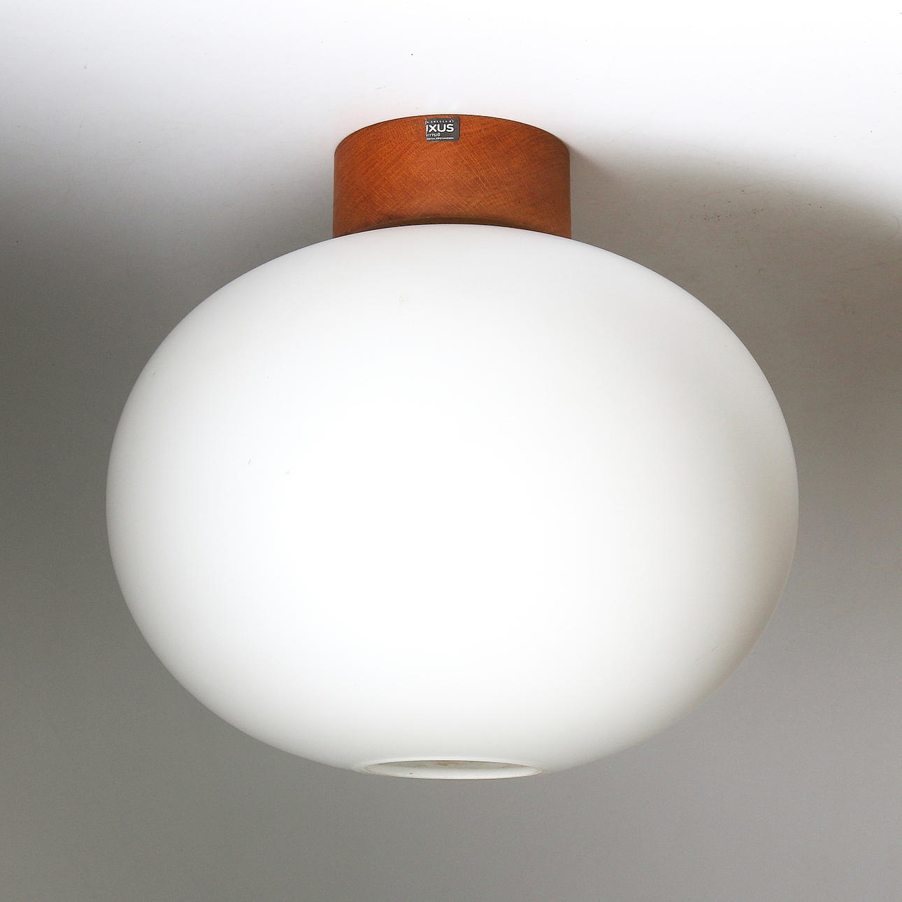 TAKLAMPA Luxus, Uno och Östen Kristiansson, Vittsjö, 1900-talets andra.