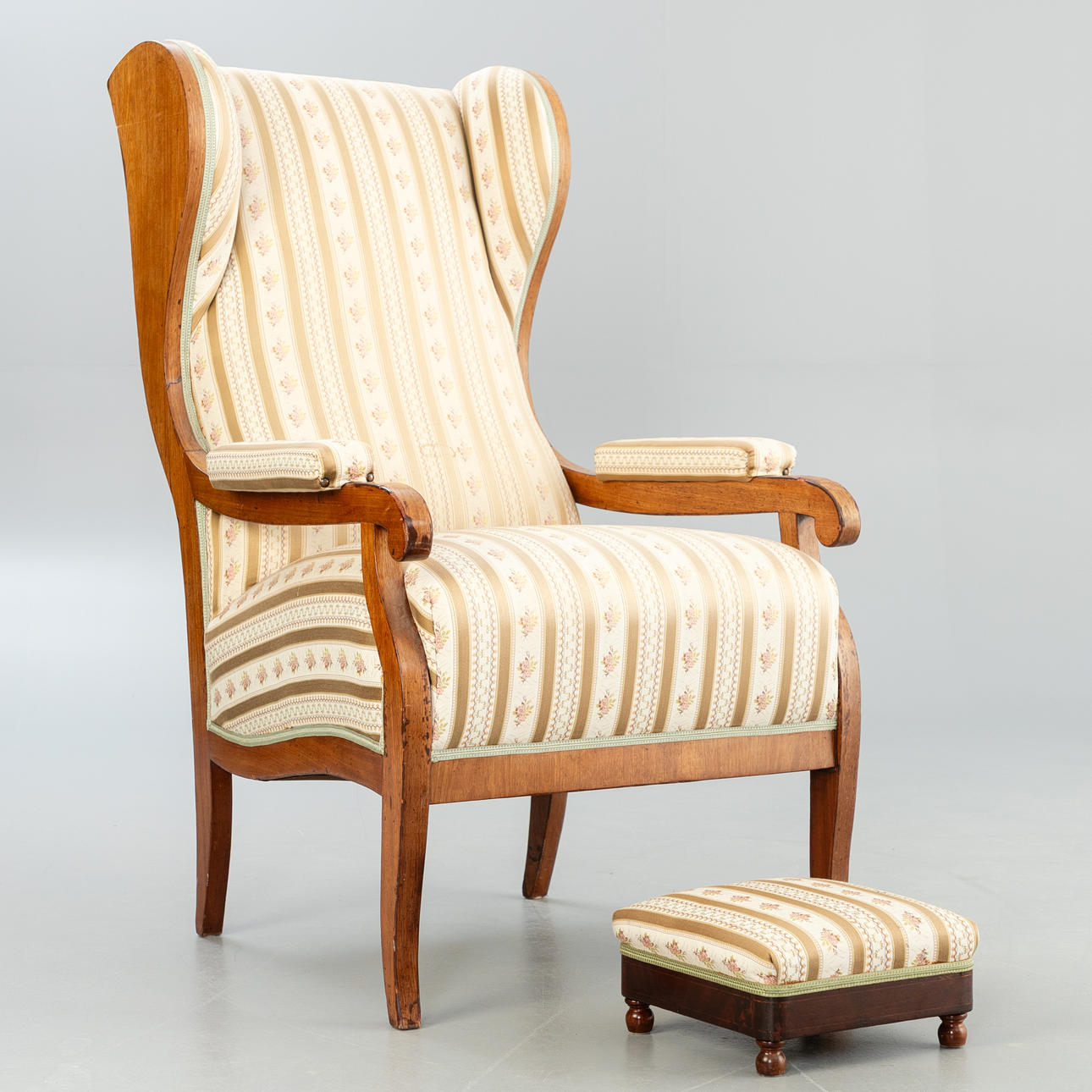 Biedermeier ear chair, Germany, 1830/40s.