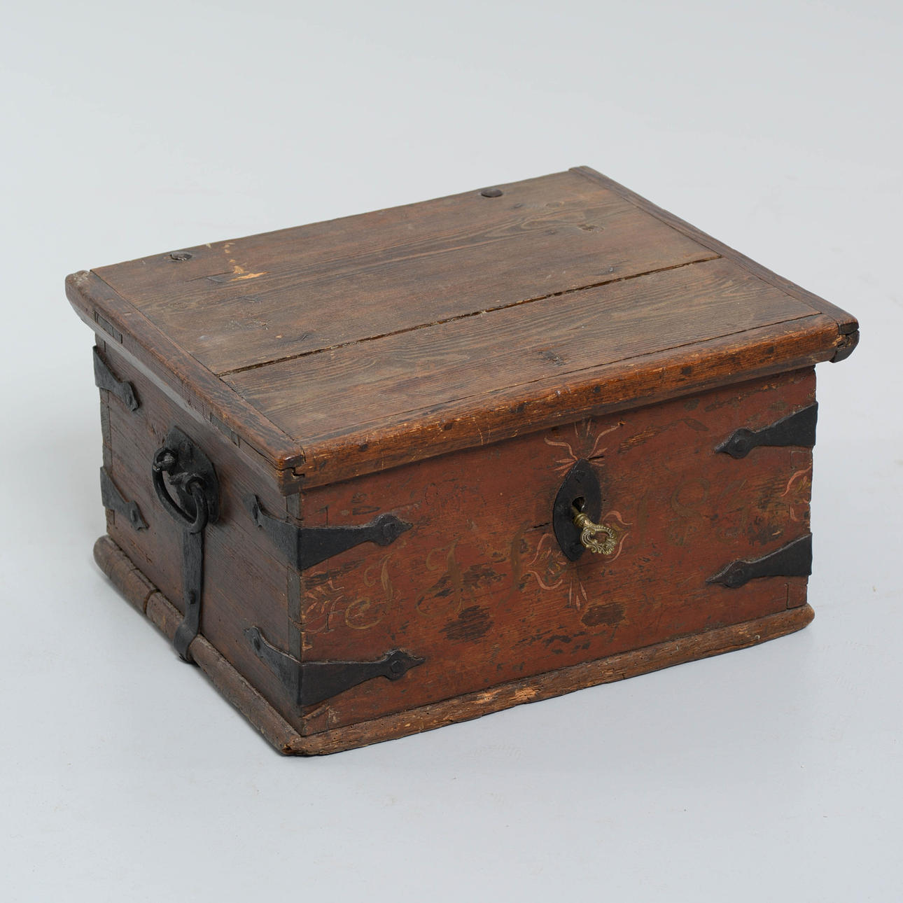 Eine Truhe, Allmoge, 1830er Jahre.