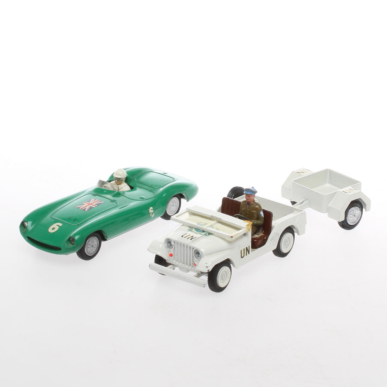 TEKNO 2 bilar, 814 UN jeep och 813 Ferrari.