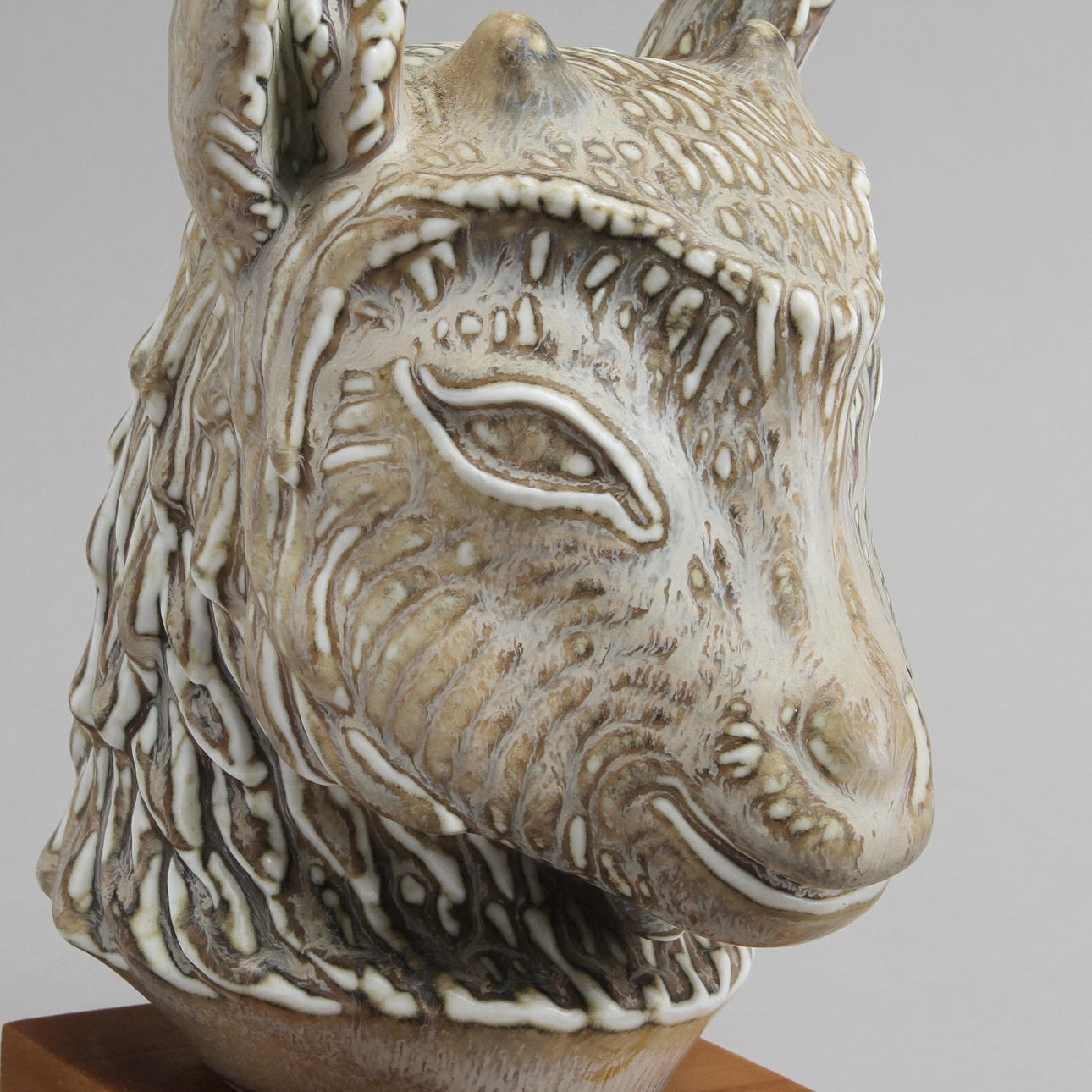 GUNNAR NYLUND. Figurin, Lama, stengods, Rörstrand.