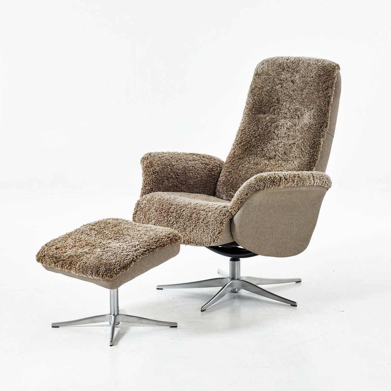 FÅTÖLJ, fårskinn, Conform, 2000-tal.