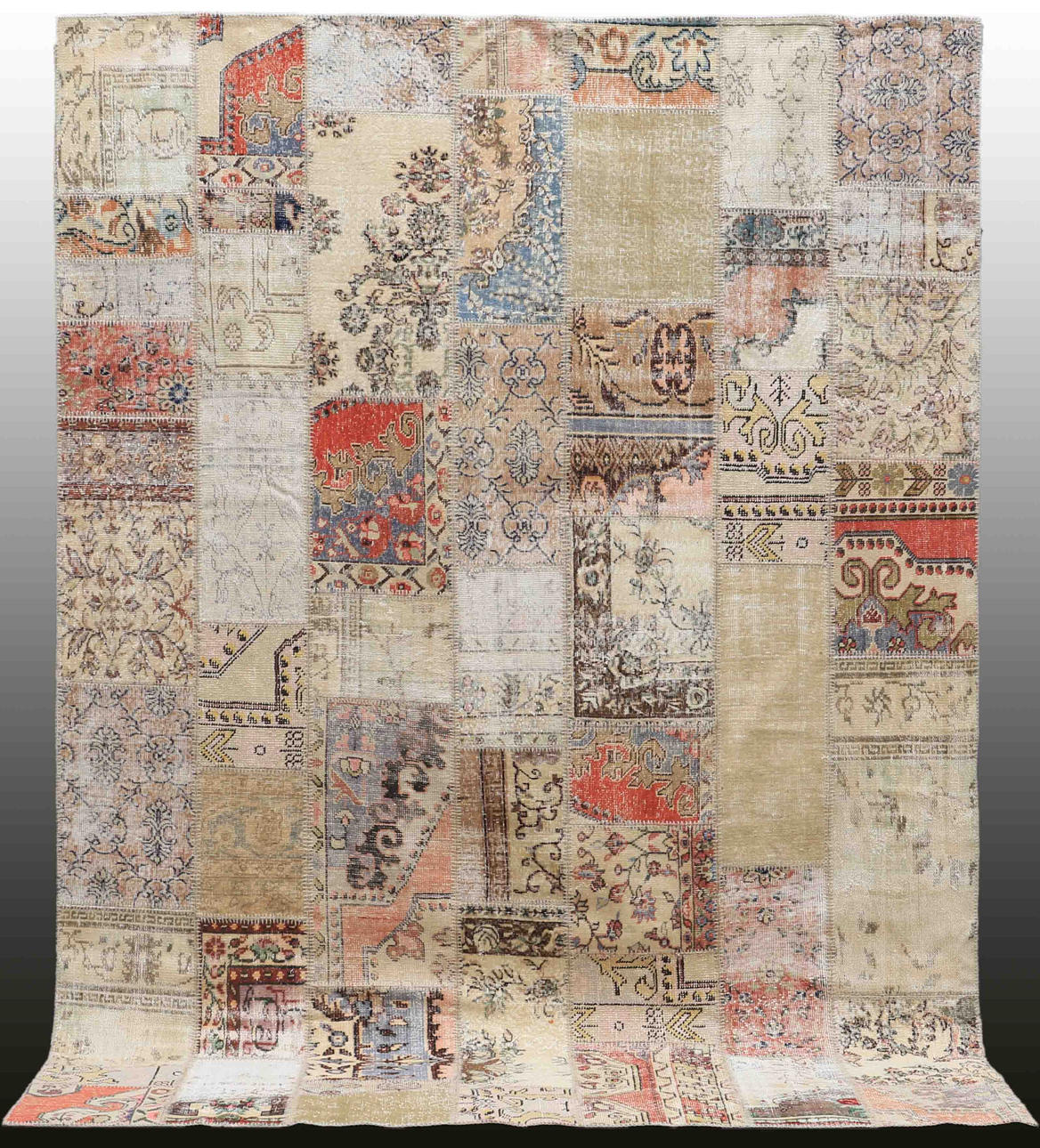 MATTA, carpet patchwork 350 x 250 cm.