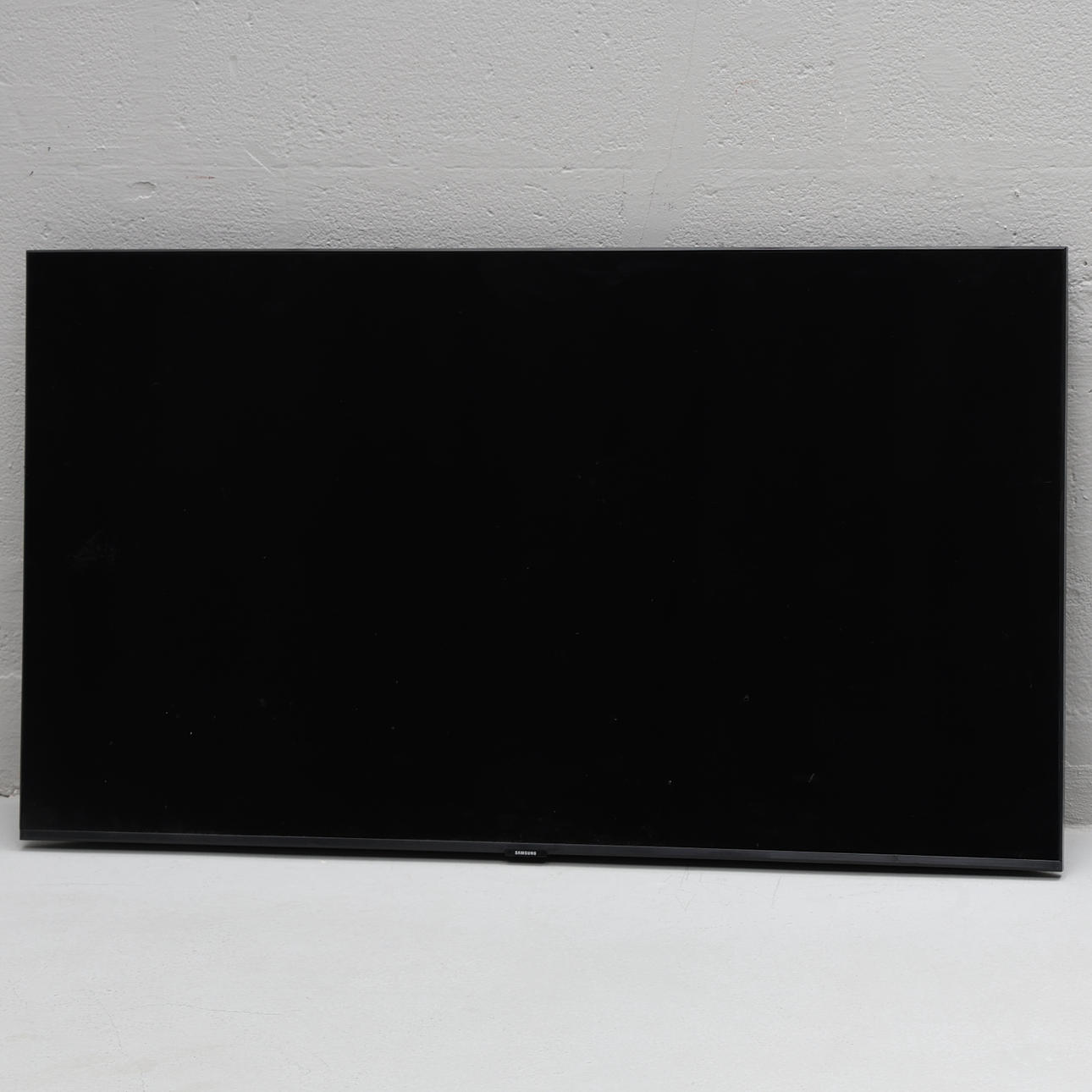 SAMSUNG. TV, 50", model nr. UE50TU8005K.