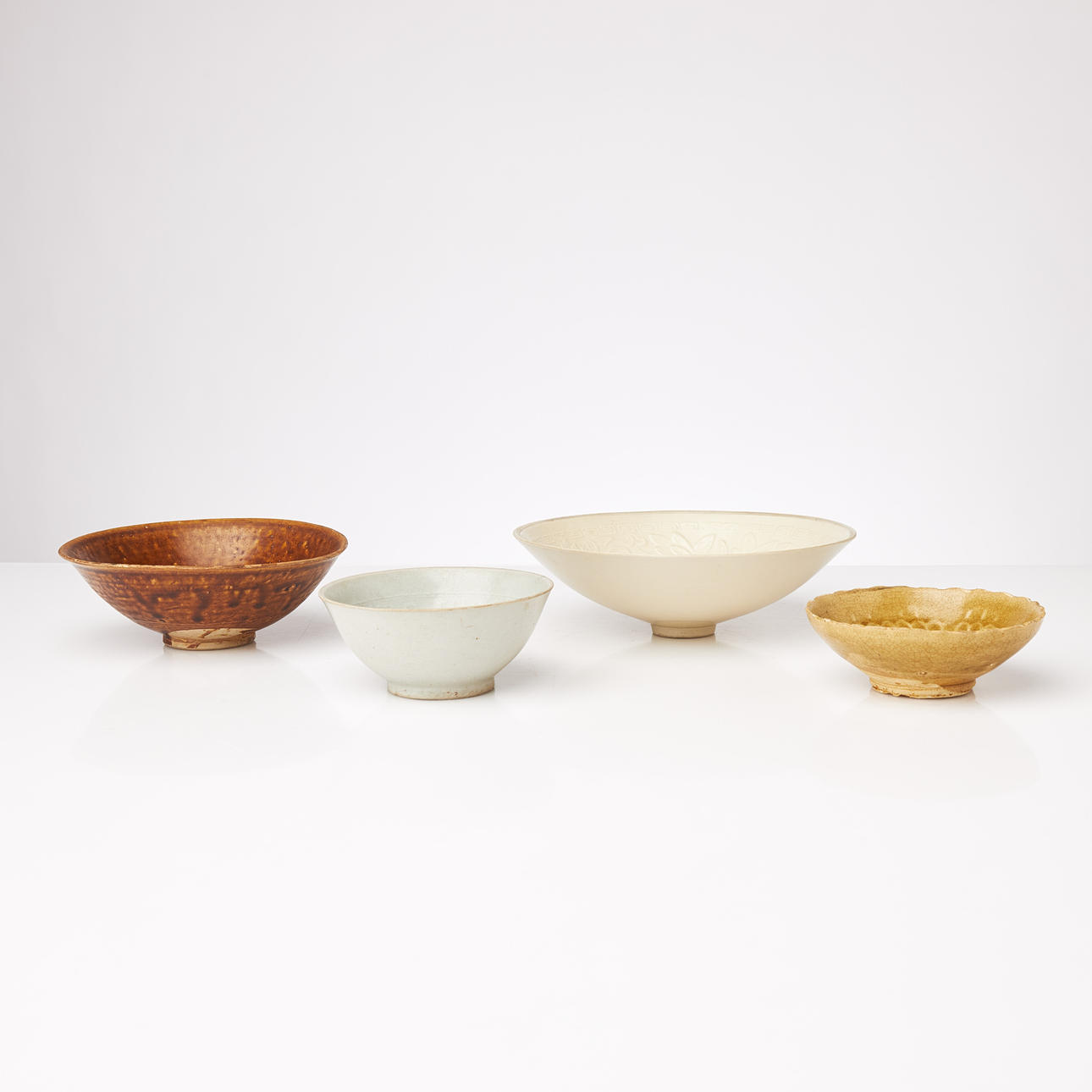 SCHALEN, 4 Stück, China, glasiertes Steinzeug.
