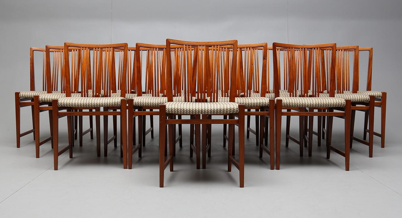 STOLAR, 16 st, mahogny, tillskrivet David Rosén, Nordiska Kompaniet, ca 1947.