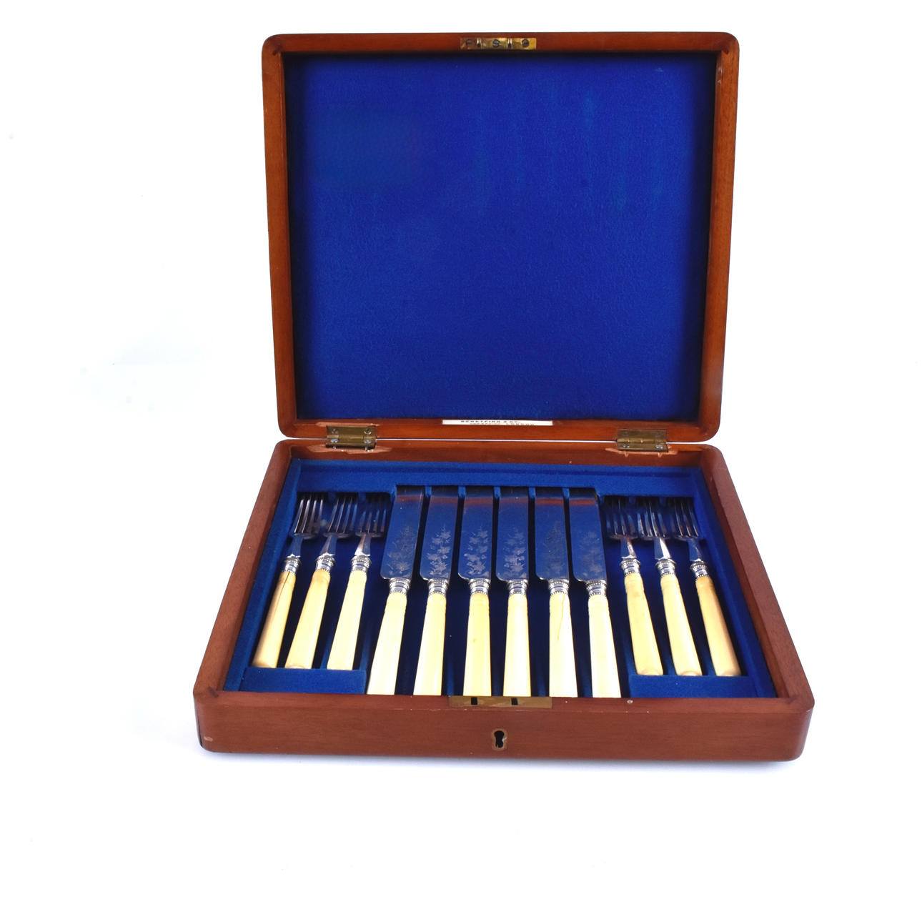 BENETFINK & CO, 12 piece, Fishset Sheapside London.