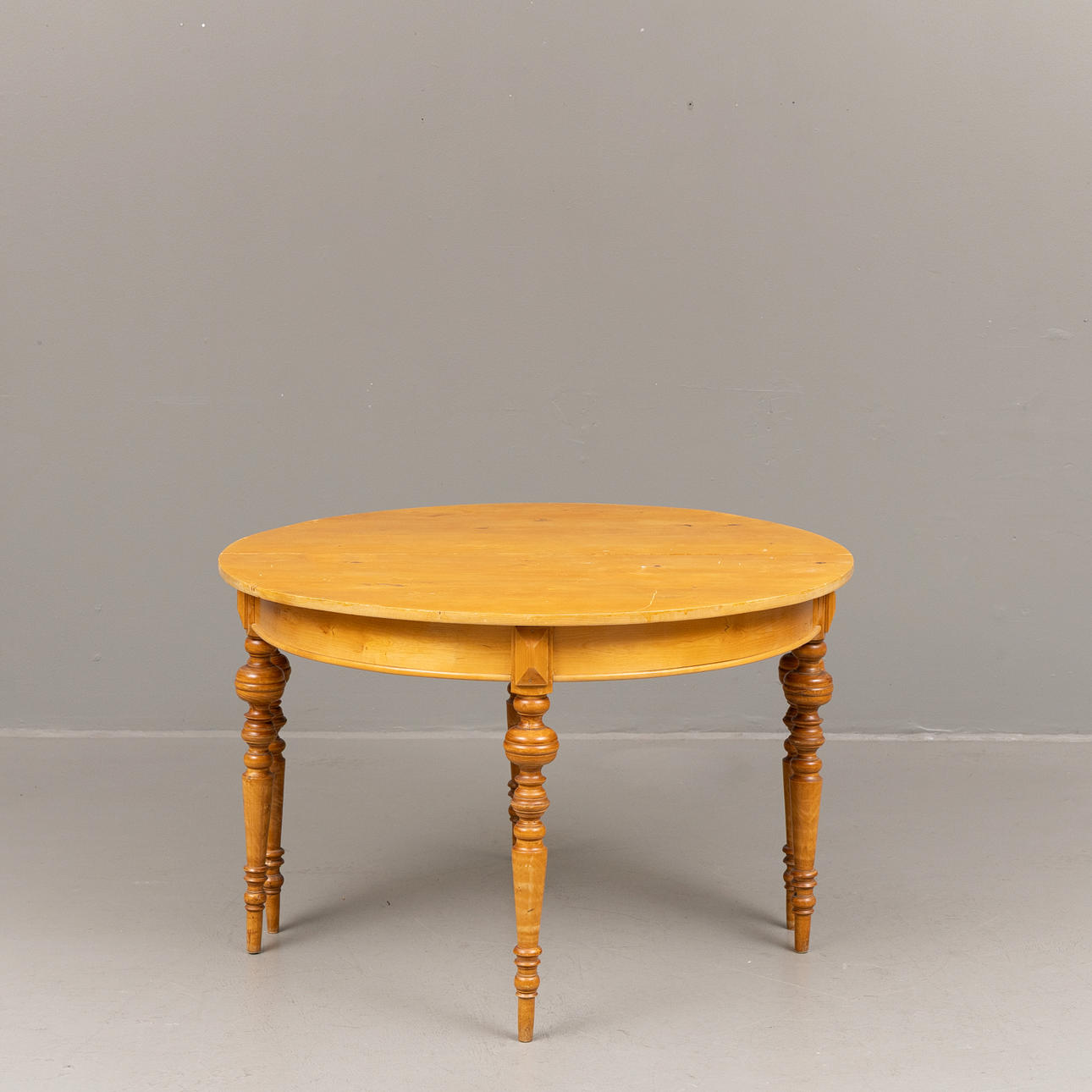 HALF MOON TABLE, pair with extension boards, 7 pieces in birch and pine, 18/20th century.