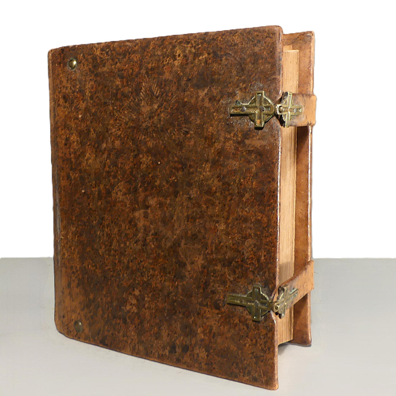 RÅDSBIBEL, “Biblia, thet är, All then holy scripture in swedish. After the text of the previous bible/unchanged”. Henrich Keyser Stockholm 1674.