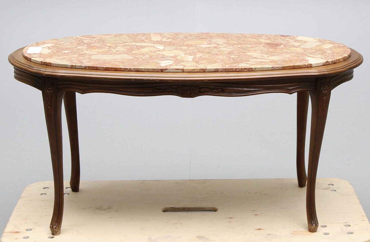 SOFFBORD MED STENSKIVA, 1900 talets senare del.