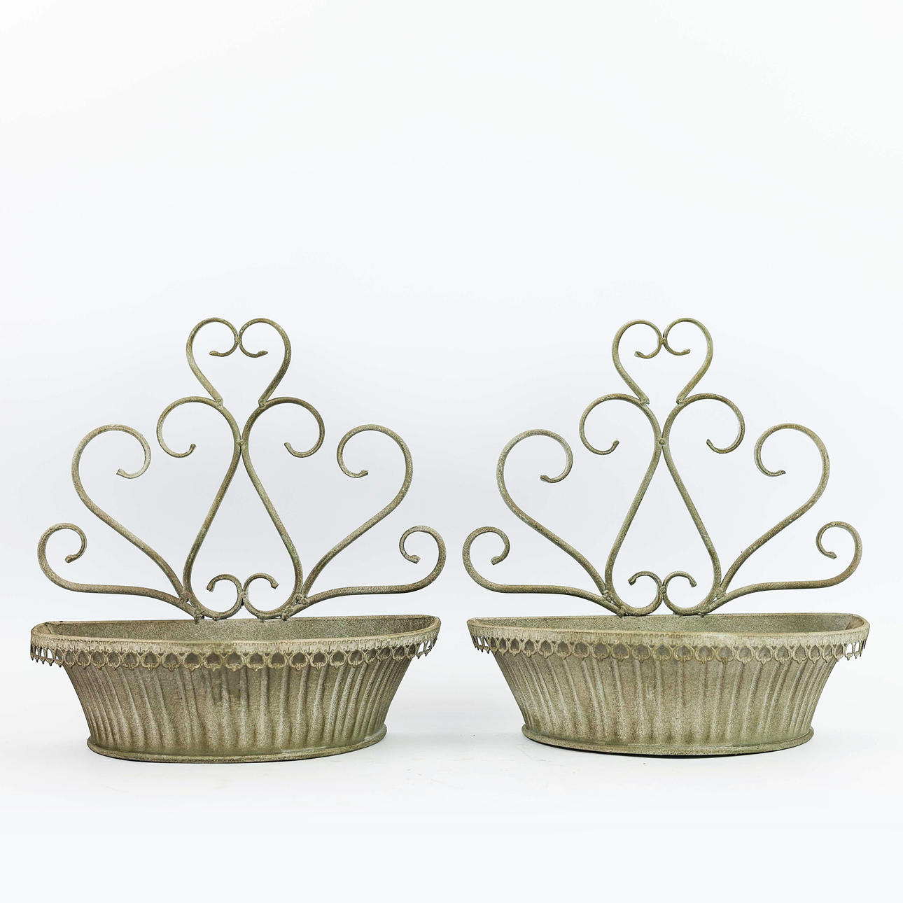 VÆGMONTEREDE PLANTEHOLDERE, ET PAR.